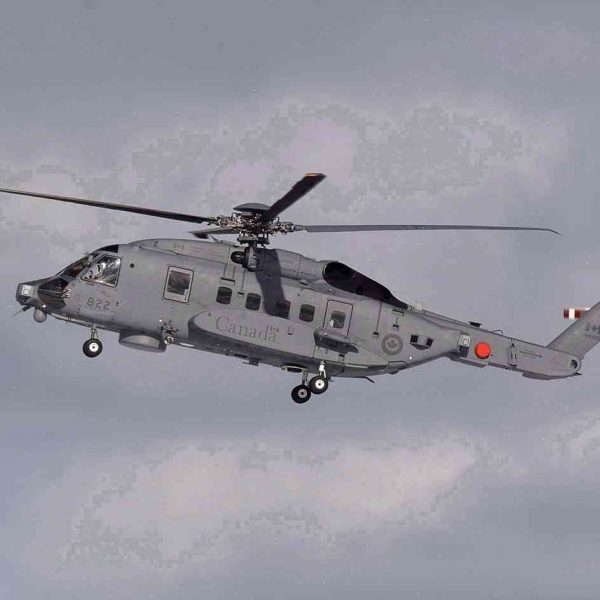 RAF reveals cracks in cabin walls and tail of CH-148 Cyclone
