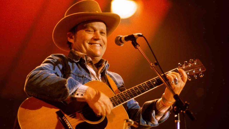 Stonewall Jackson, country music pioneer, dead at 89